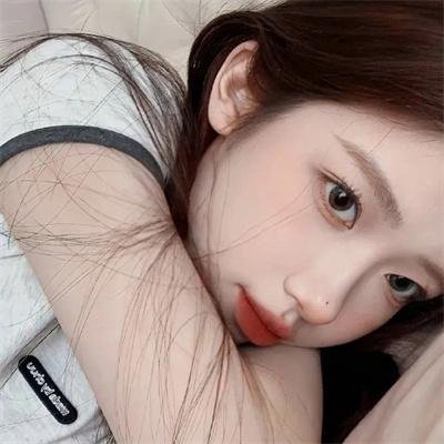 毛衣女郎